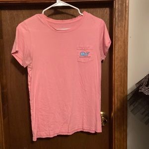 vineyard vines tee